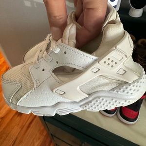 Nike toddler Huarache